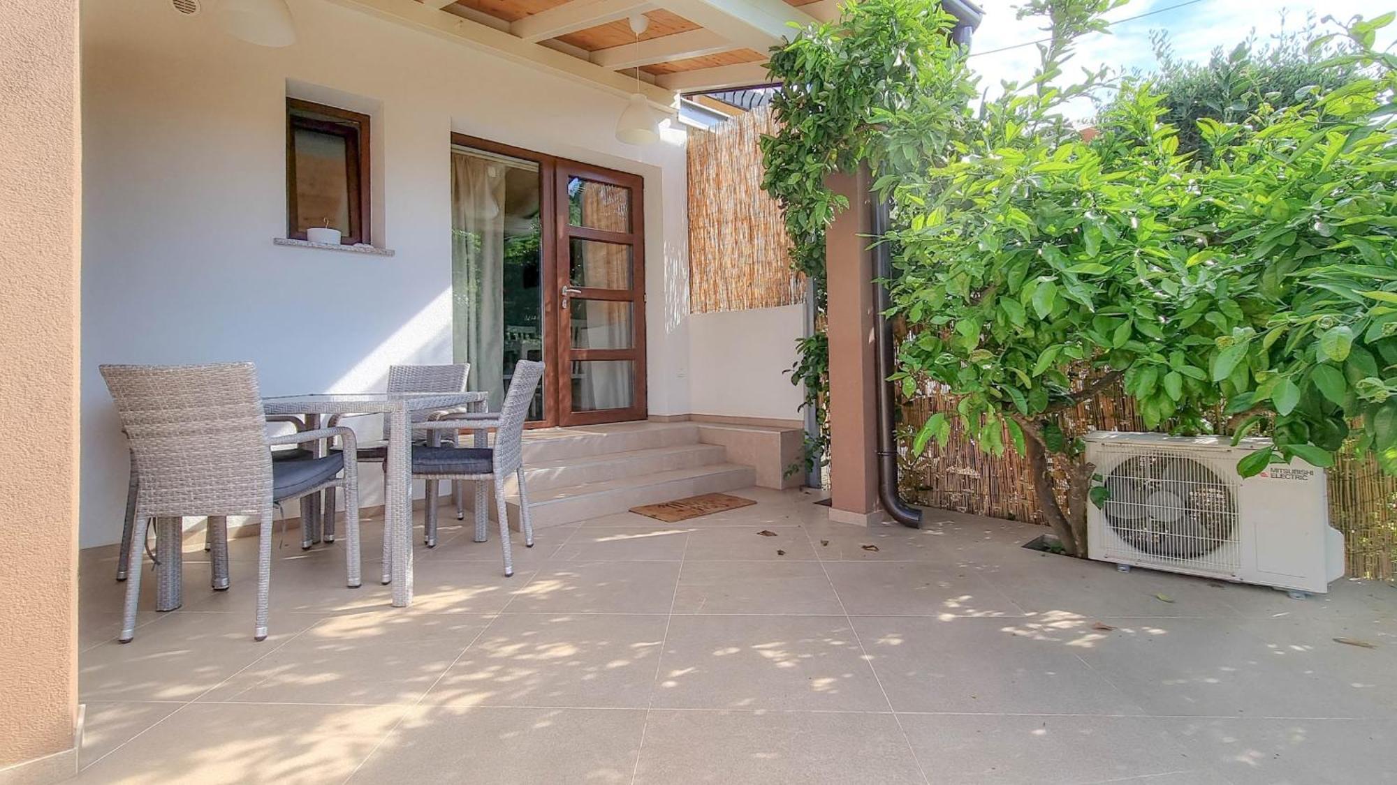 Doris One Apartment Novigrad  ภายนอก รูปภาพ