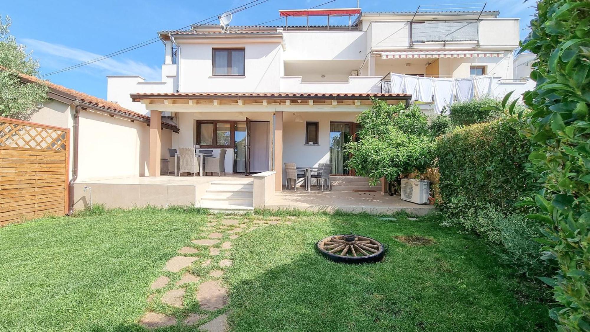 Doris One Apartment Novigrad  ภายนอก รูปภาพ
